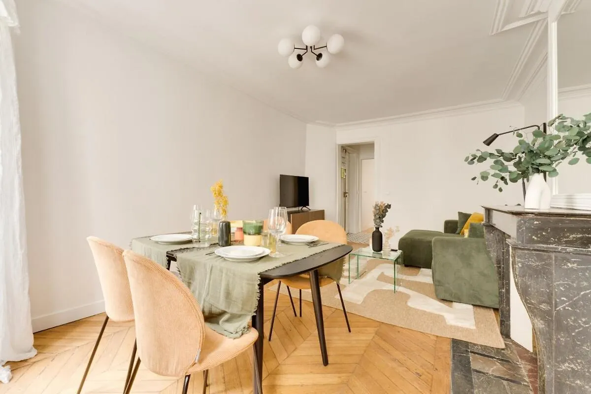 Apartment Arts Et Metiers 1Bedroom Paris France